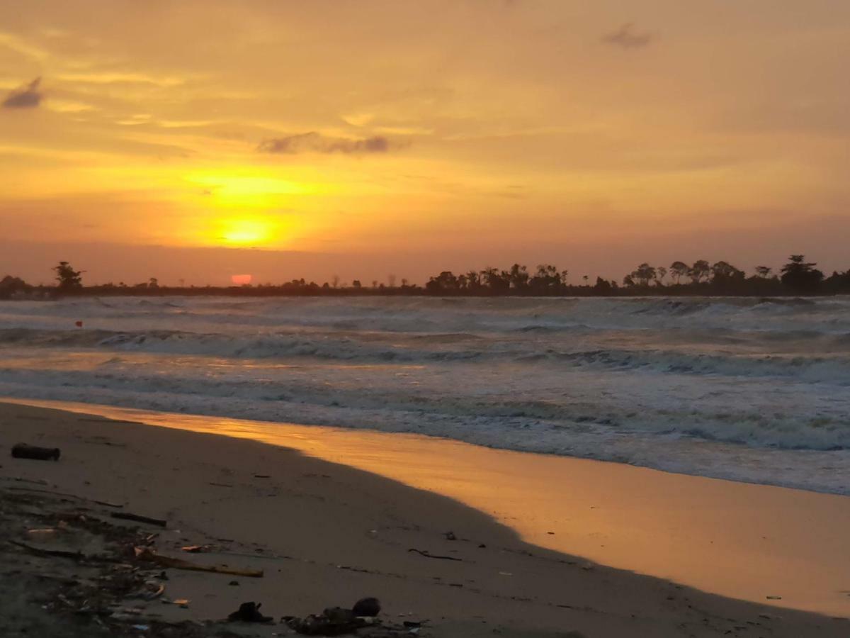 Omah Laut Bondo Jepara Margokerto Esterno foto